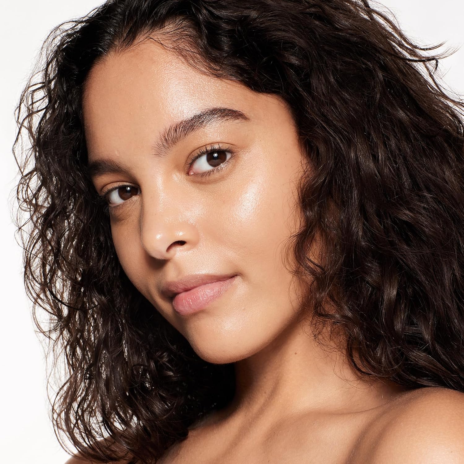Shiseido RevitalEssence Skin Glow Foundation SPF 30 - Buildable, Medium Coverage - 24-HR Hydration & 12-HR Wear - Transfer, Crease & Fade Resistant - Non-Comedogenic - All Skin Types